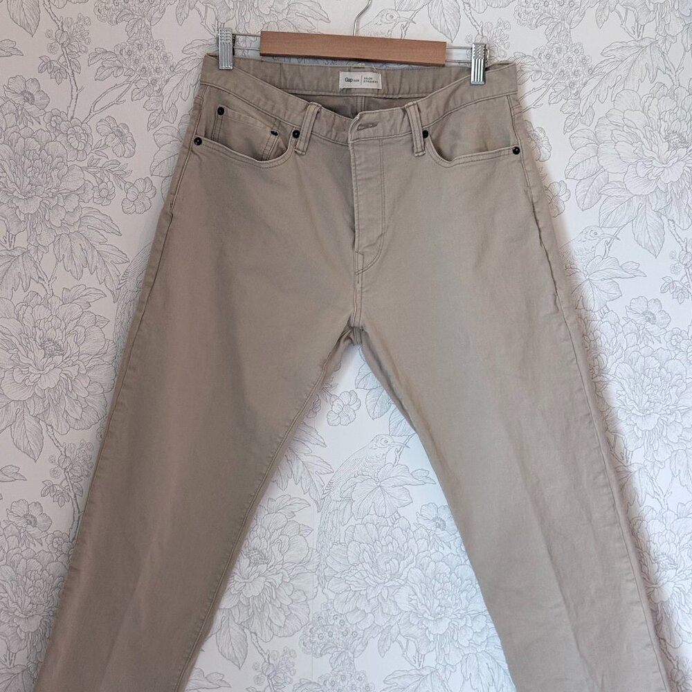 GAP Khaki 5-Pocket Pants | Classic Straight Fit | Men’s 33x30